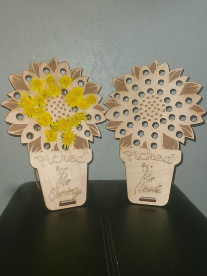 Flower Stand/Dandelion Mommy Stand/Custom Name Stand/Flower Holder